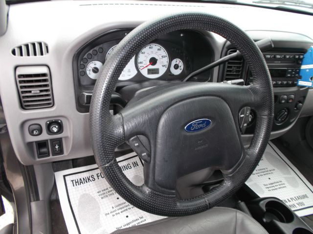 2002 Ford Escape Crew-short-sle2-z71-tv/dvd-4wd