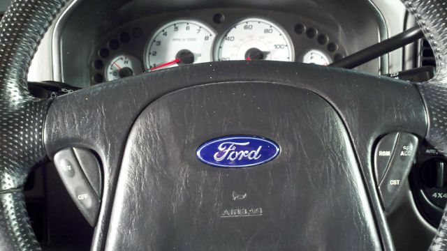 2002 Ford Escape Unlimited X 4X4