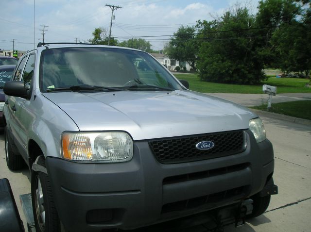 2002 Ford Escape 2010 Volkswagen SE