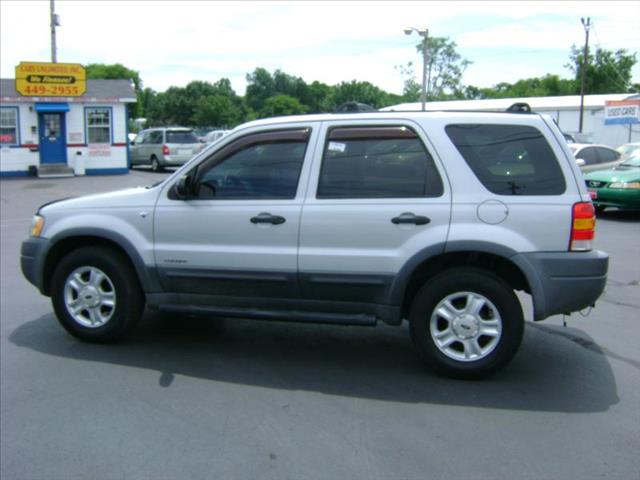 2002 Ford Escape SXT Van