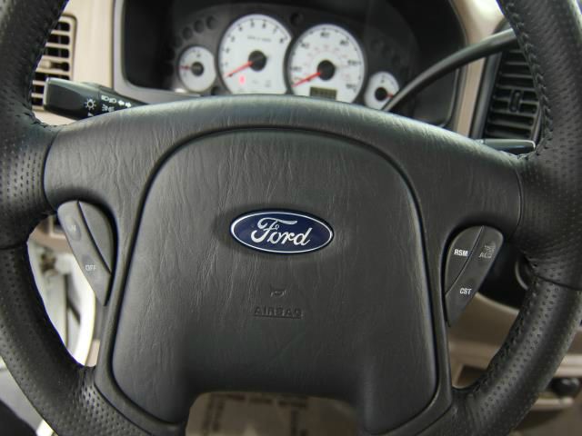 2002 Ford Escape Sxt/4x4