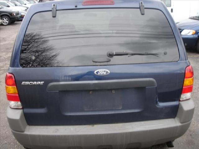 2002 Ford Escape SXT Van