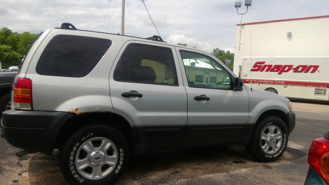 2003 Ford Escape Ram 3500 Diesel 2-WD