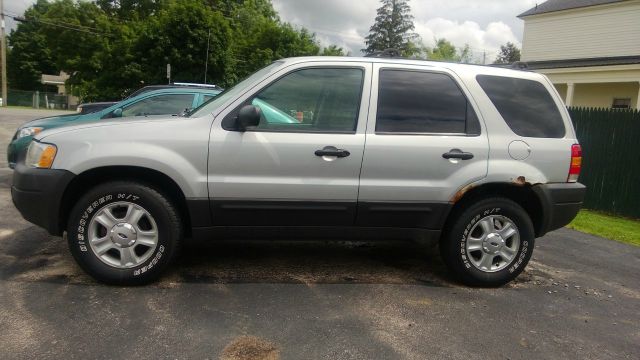 2003 Ford Escape Ram 3500 Diesel 2-WD