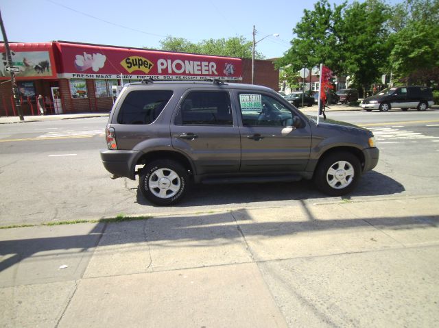 2003 Ford Escape GT --1-owner