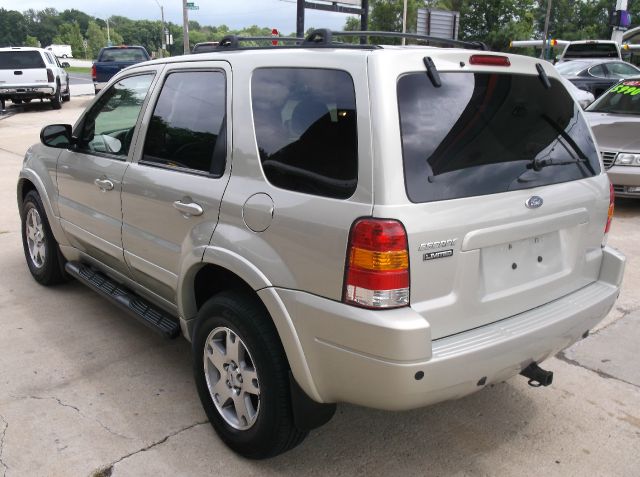 2003 Ford Escape Super