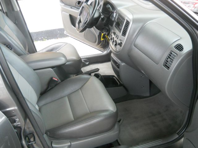 2003 Ford Escape Sxt/4x4