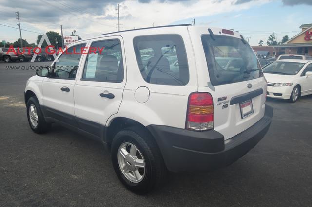 2003 Ford Escape XLS