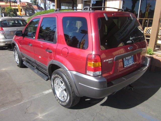 2003 Ford Escape Sxt/4x4