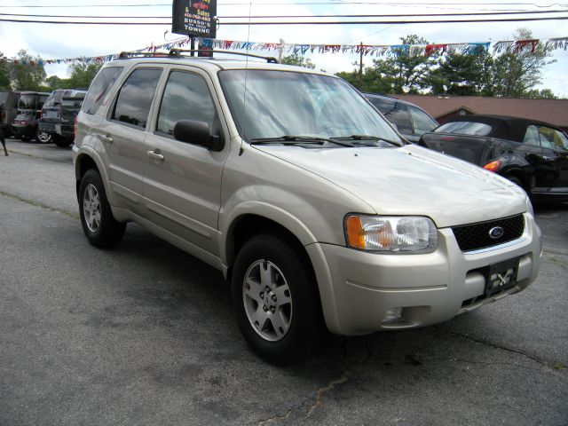 2003 Ford Escape Super