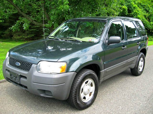 2003 Ford Escape GS 2D Coupe