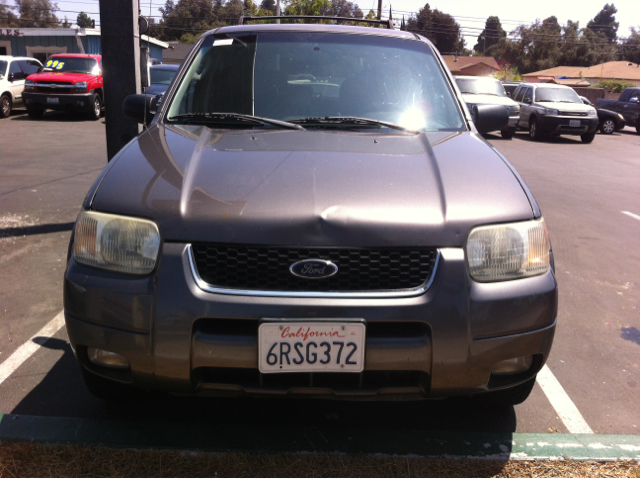 2003 Ford Escape Super