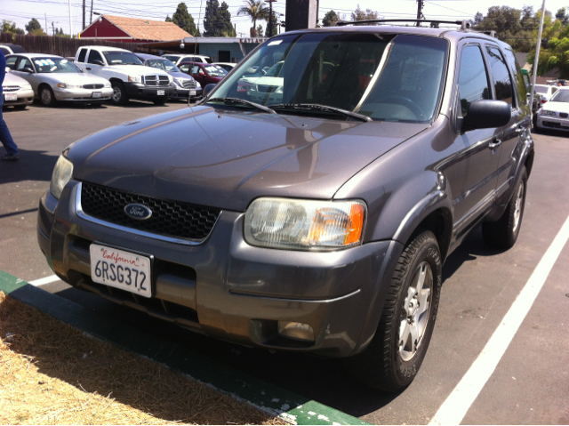 2003 Ford Escape Super