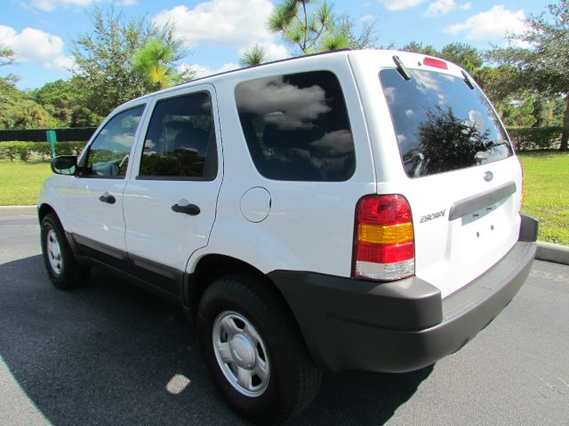 2003 Ford Escape GS 2D Coupe