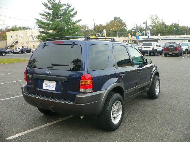 2003 Ford Escape Unlimited X 4X4