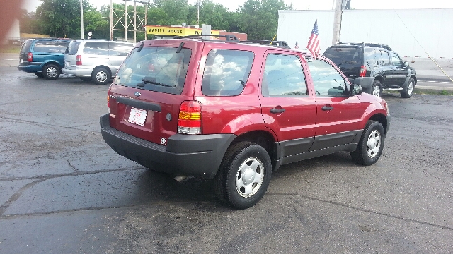 2003 Ford Escape GS 2D Coupe