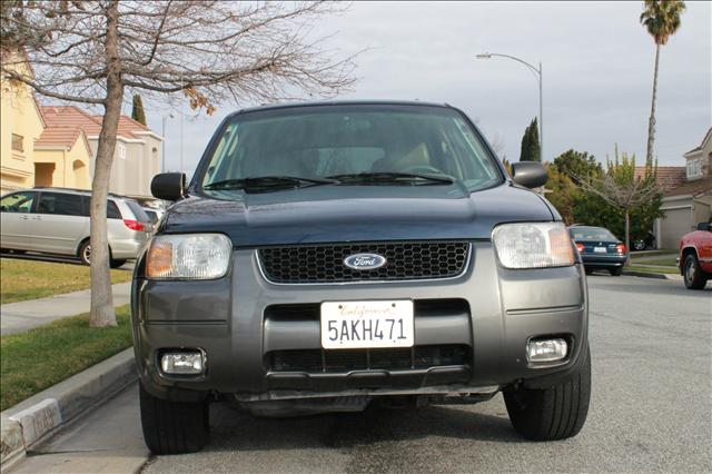 2003 Ford Escape ESi