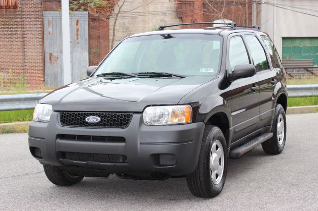 2003 Ford Escape GS 2D Coupe