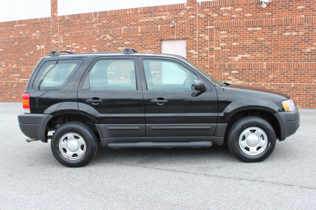 2003 Ford Escape GS 2D Coupe