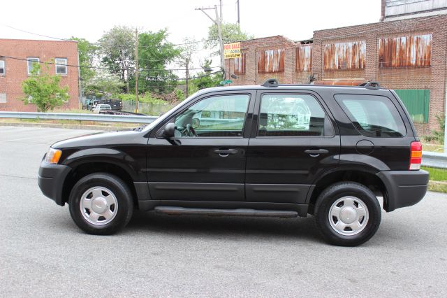 2003 Ford Escape GS 2D Coupe