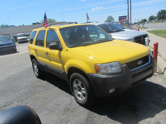 2003 Ford Escape ESi