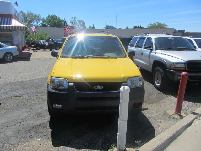 2003 Ford Escape ESi