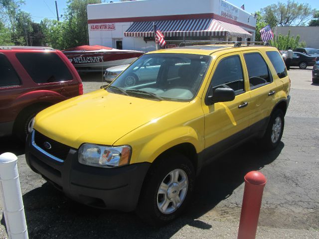 2003 Ford Escape ESi