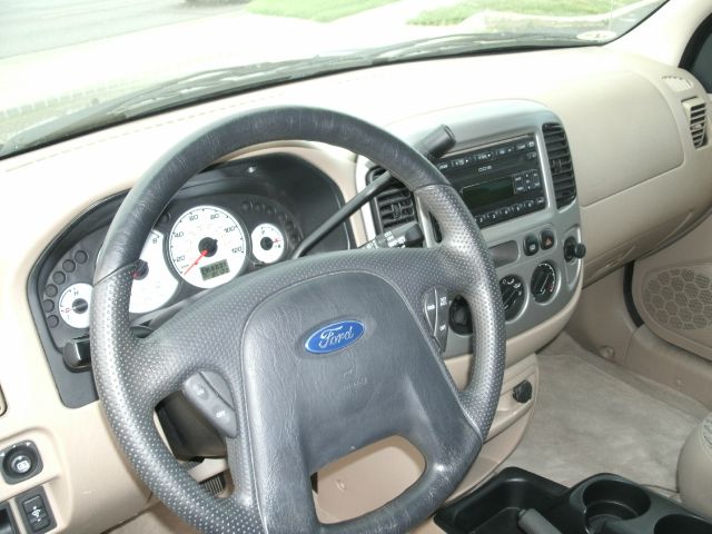 2003 Ford Escape Sxt/4x4