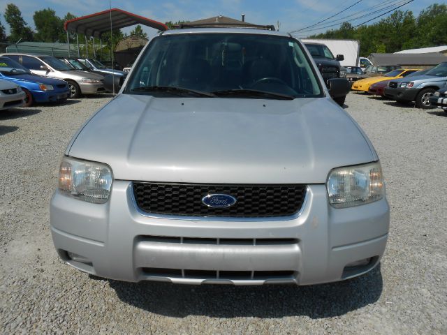 2003 Ford Escape Super