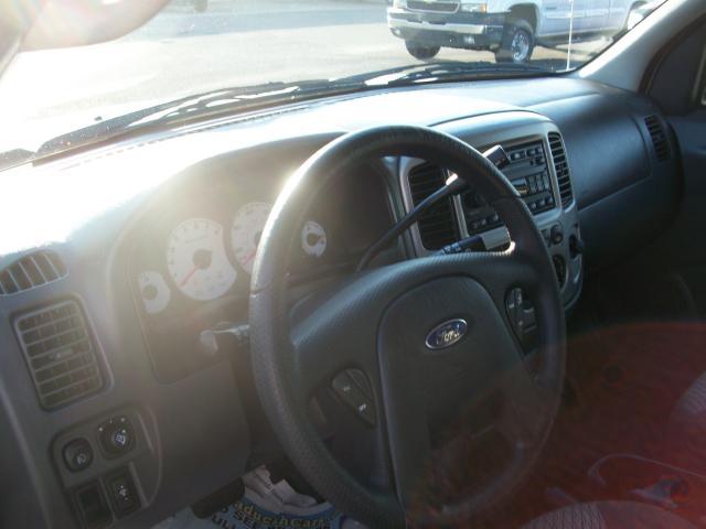 2004 Ford Escape SL 4x4 Regular Cab