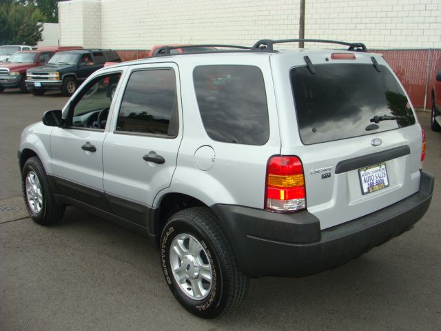 2004 Ford Escape SL 4x4 Regular Cab