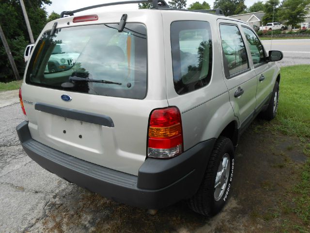 2004 Ford Escape Reg Cab 159.5 WB C5B