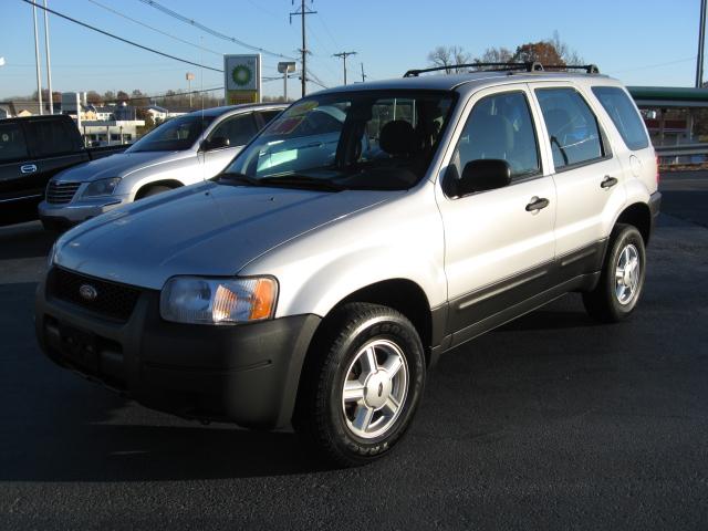 2004 Ford Escape XLS