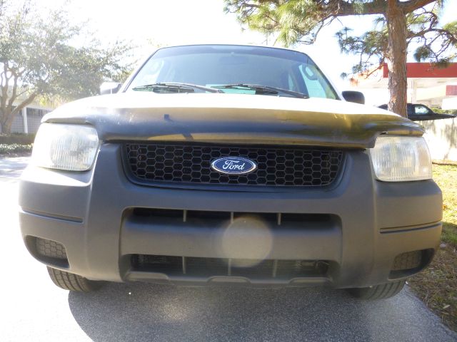 2004 Ford Escape Reg Cab 159.5 WB C5B