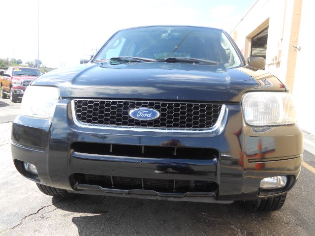 2004 Ford Escape Super