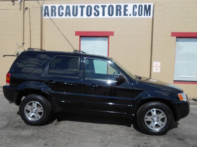 2004 Ford Escape Super