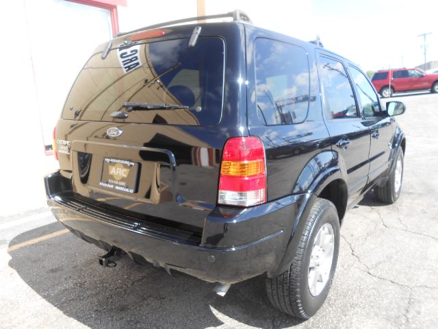 2004 Ford Escape Super