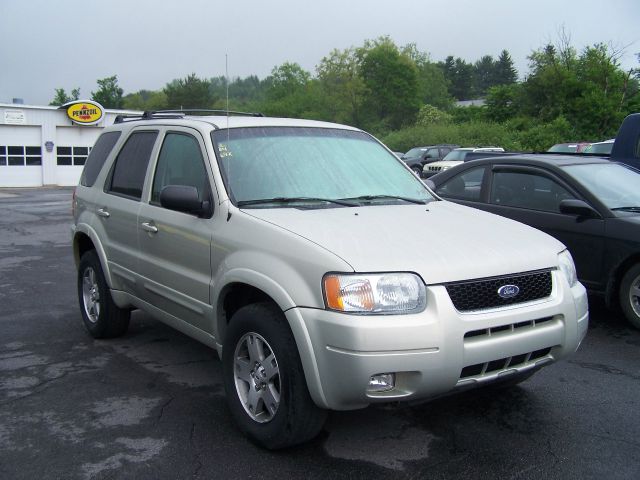 2004 Ford Escape Super