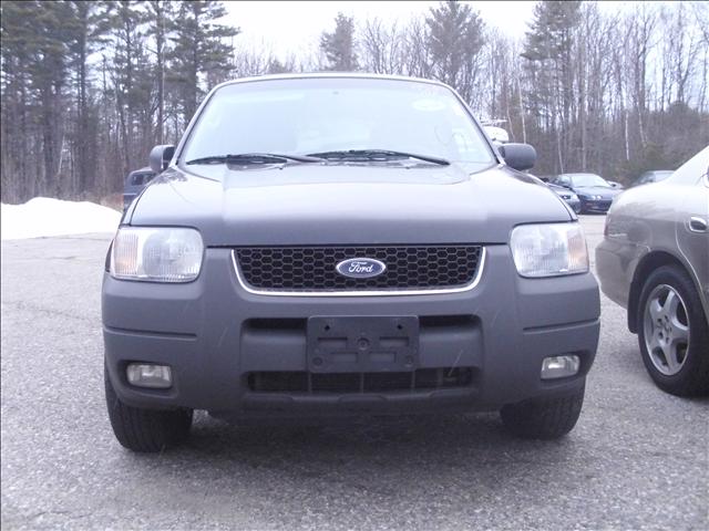 2004 Ford Escape ESi