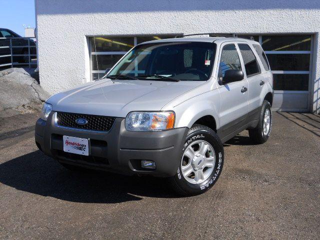 2004 Ford Escape 4dr Sdn XLS