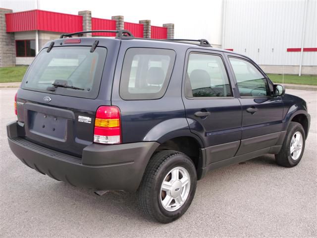 2004 Ford Escape Reg Cab 159.5 WB C5B