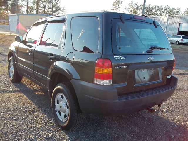 2004 Ford Escape Reg Cab 159.5 WB C5B