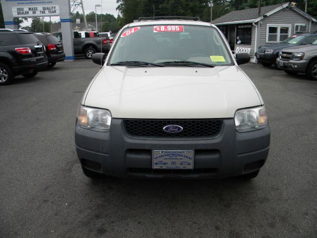 2004 Ford Escape XLS