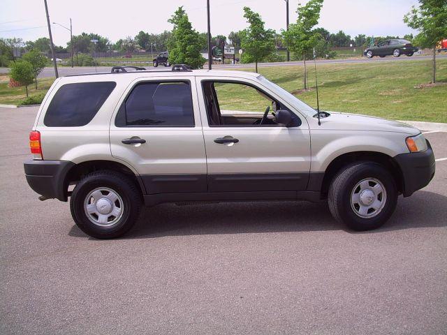 2004 Ford Escape Reg Cab 159.5 WB C5B