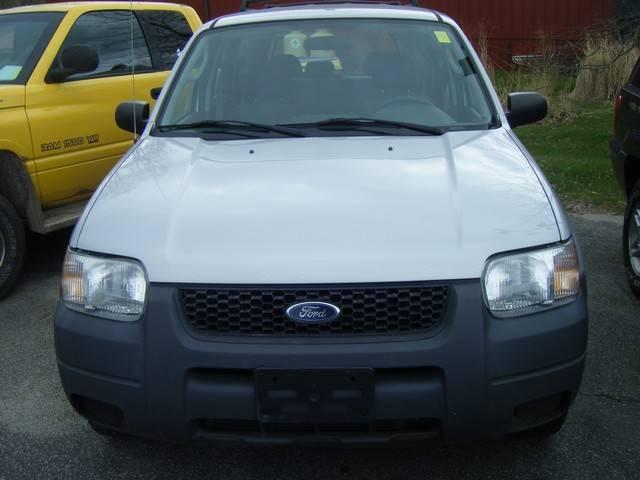 2004 Ford Escape XLS