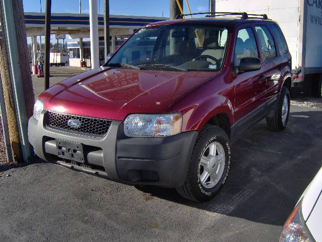 2004 Ford Escape XLS