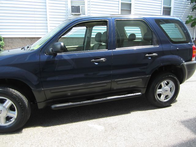 2004 Ford Escape Reg Cab 159.5 WB C5B