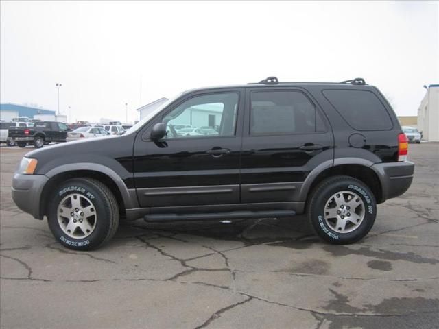 2004 Ford Escape ESi