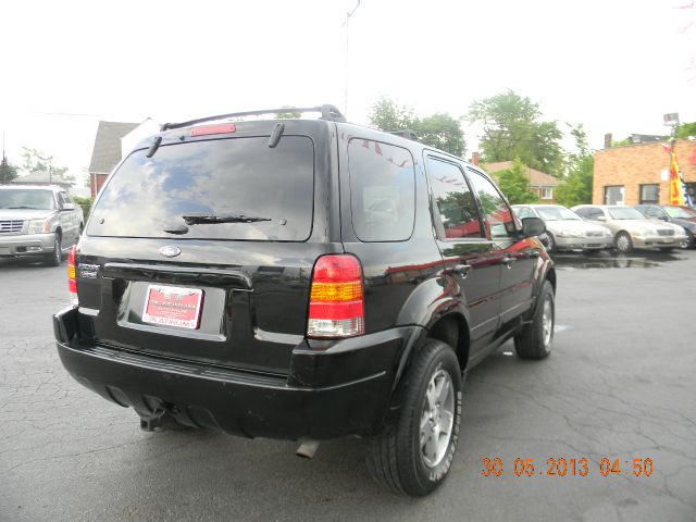 2004 Ford Escape Super