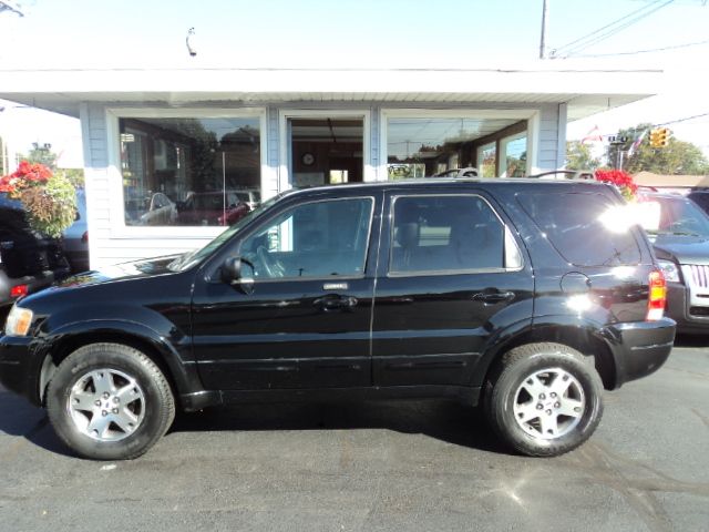 2004 Ford Escape Super